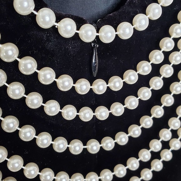 Vintage Cache Black Velvet Evening Dress Pearl Strand Back Satin Bow, sz 4 - Picture 4 of 8